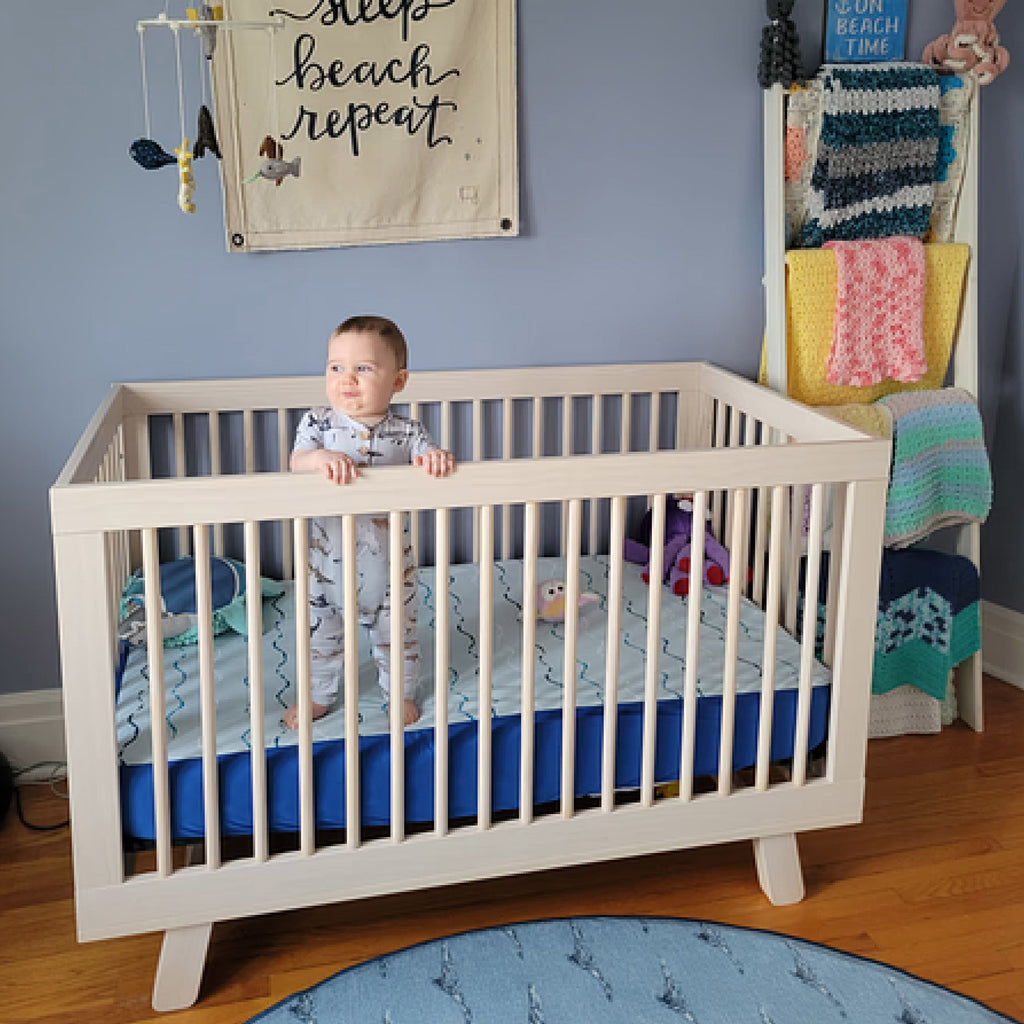 Toddler Bed Trouble: How & When to Say Goodbye to the Crib