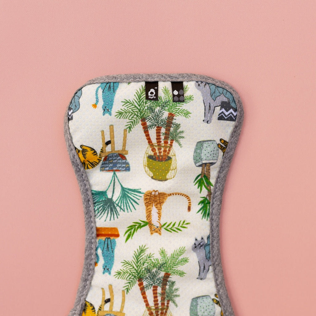 Image for HyPs WoW Reusable Pad - size Liner, design Ferns & Felines Light Green