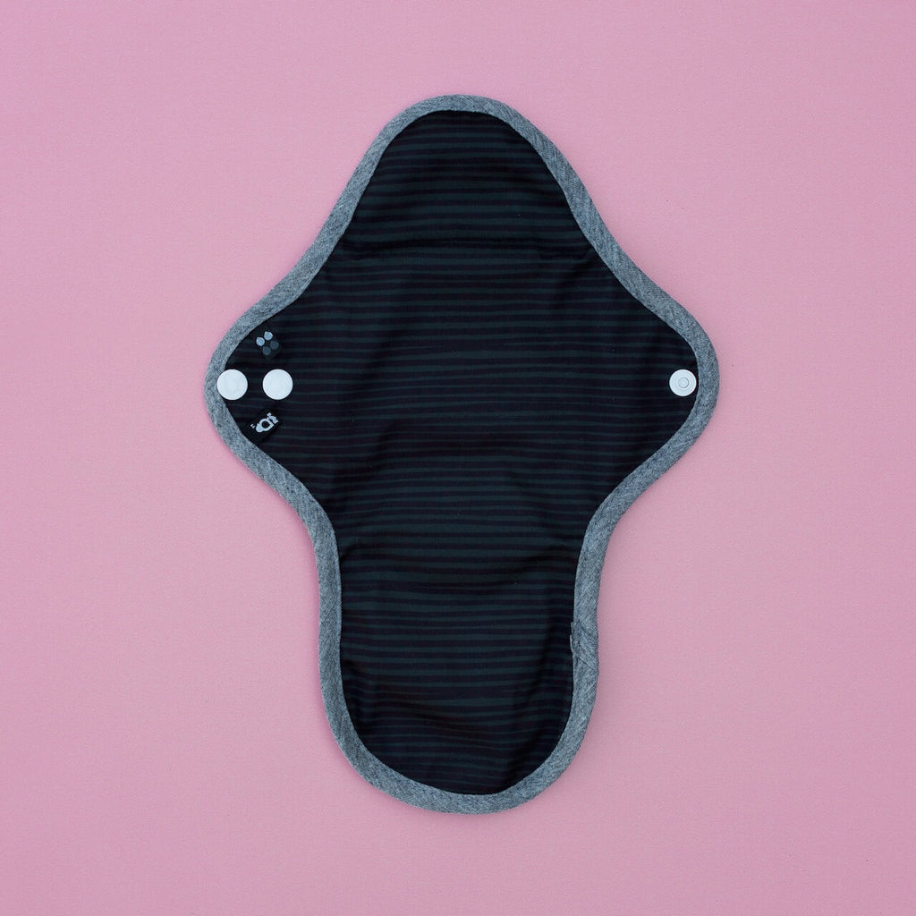 Image for HyPs Original Reusable Pad - size Regular, design Black Lines