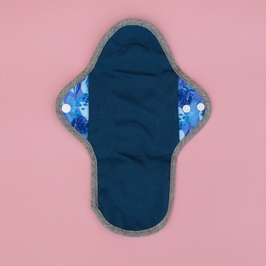 Image for HyPs Original Reusable Pad - size Regular, design Indigo Blues