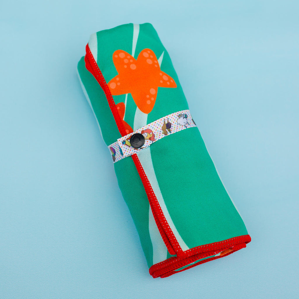 Moasis_Towel_-_Badass_Mermaids_-_Starfish_Print_-_004