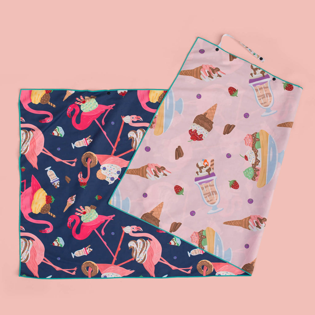 Moasis_Towel_Original_-_Flamingo_Parfait_Print_001
