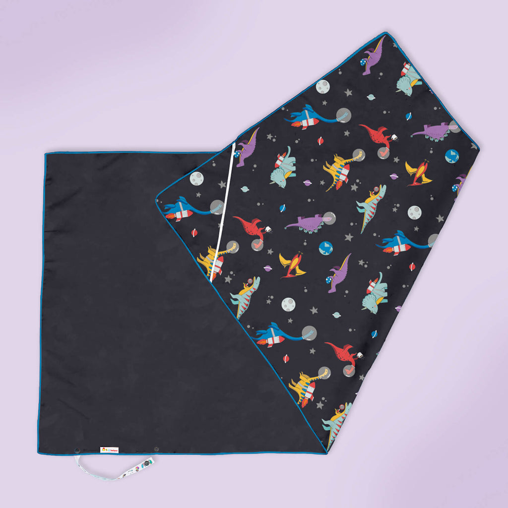 Moasis_Towel_XL_-_Space_Dinos_Print_001