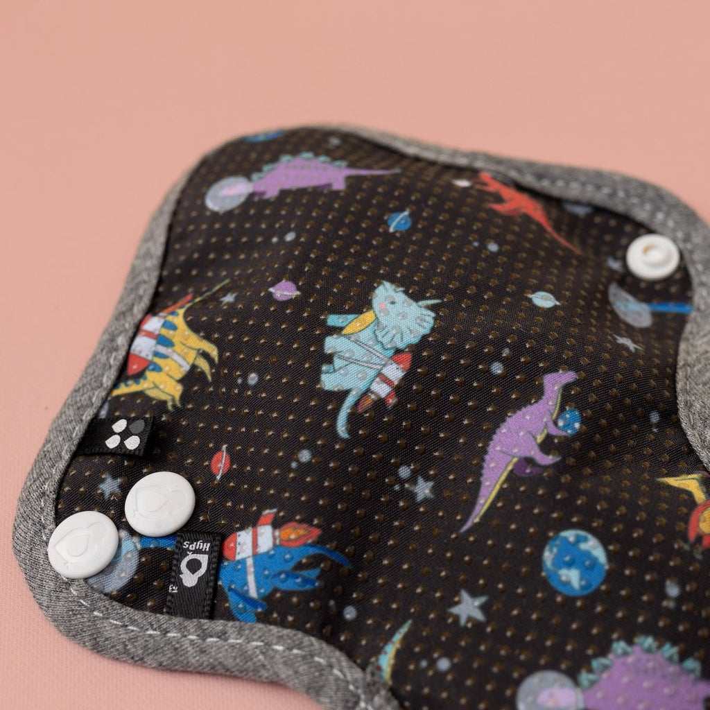 Image for HyPs Teen Reusable Pads - size Regular, design Space Dinos